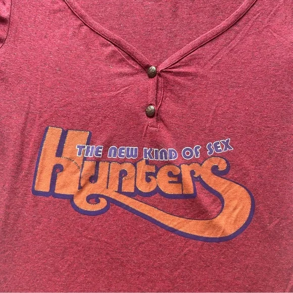 Vintage Dolce & Gabbana Graphic Tee - Picture 4 of 4